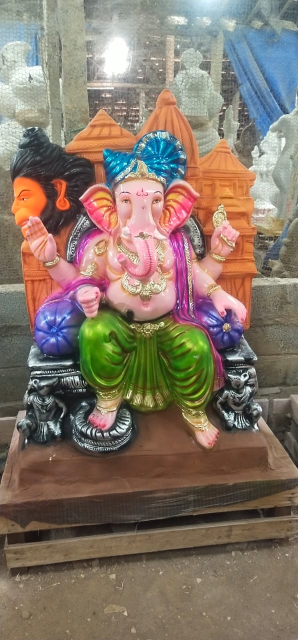 Eco Friendly Ganpati Idol built Up of mud & Ganesha idol big Size 4.5 Feet