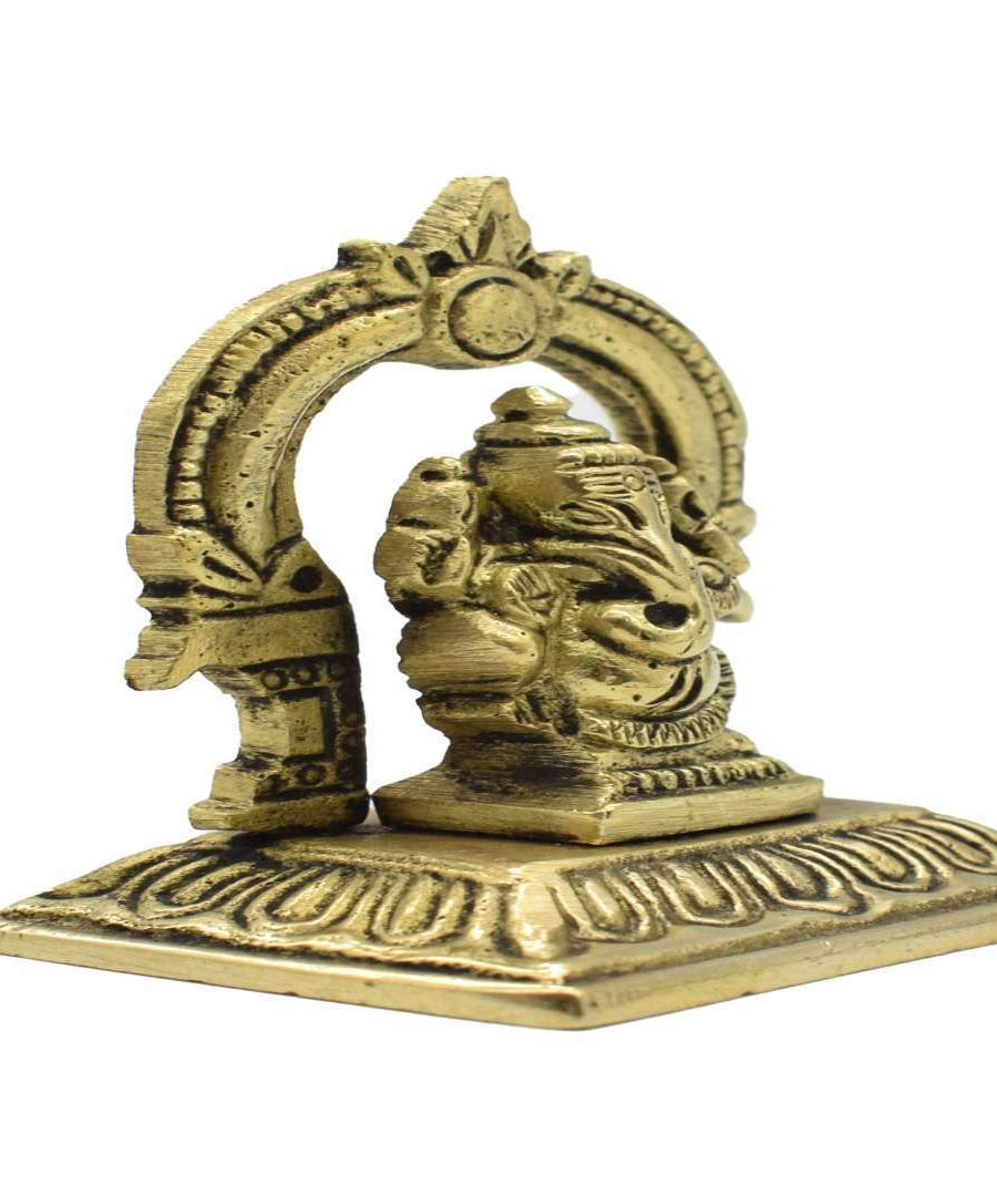 Brass Ganesh Idol with Prabhavali