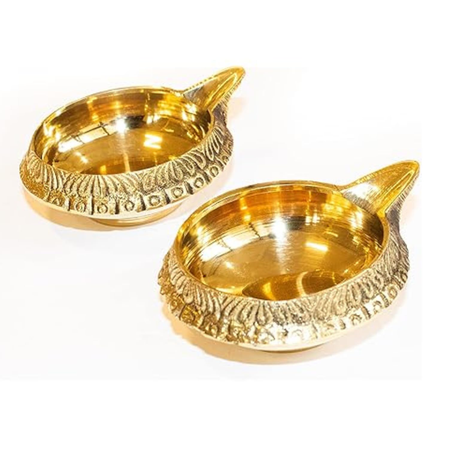 Brass Kuber Diyas Oil Lamps Set Of 2