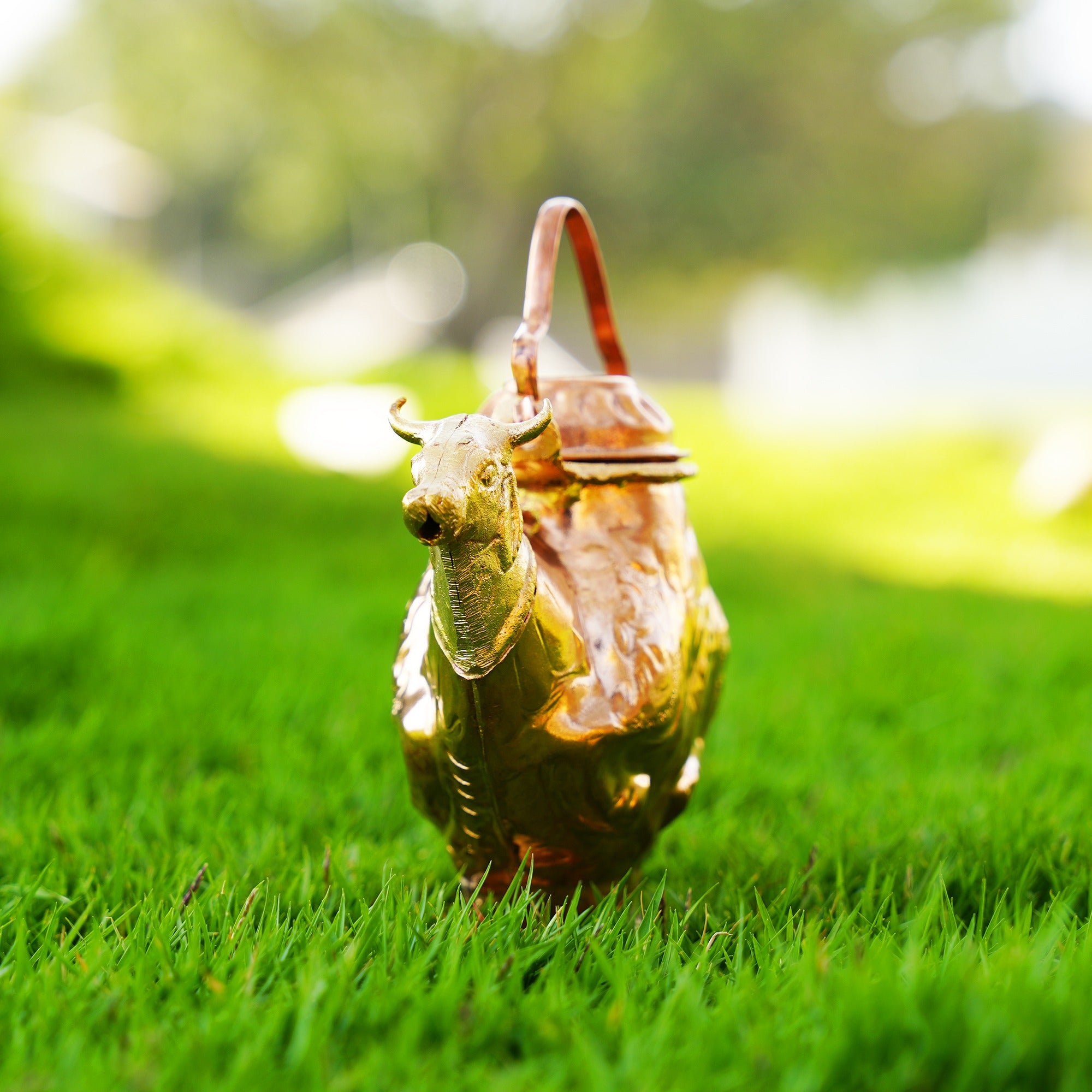 Handcrafted Copper Gaumukhi Kamandal (L/M) - Traditional Hindu Pooja Item