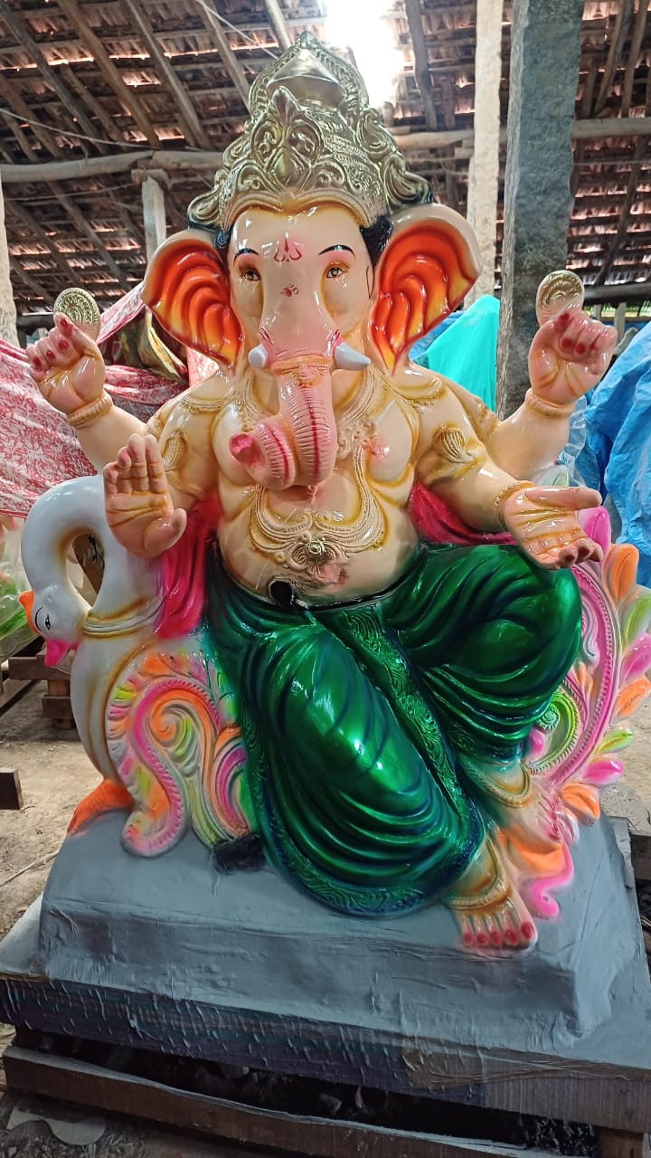 Eco Friendly Ganpati Idol built Up of Paper Mud Glossy Finishing Ganesha idol Size 6 Feet