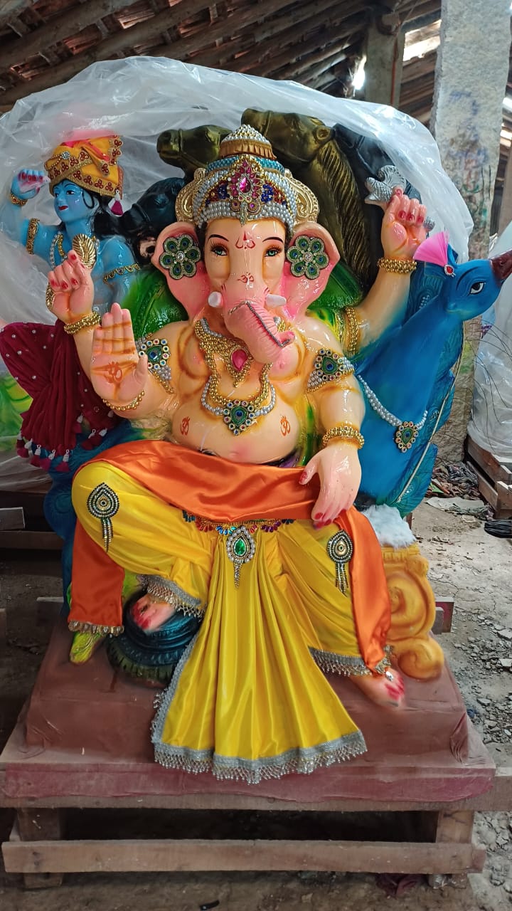 Eco Friendly Ganpati Idol Made Up of mud & Ganesha idol big Size 5 Feet