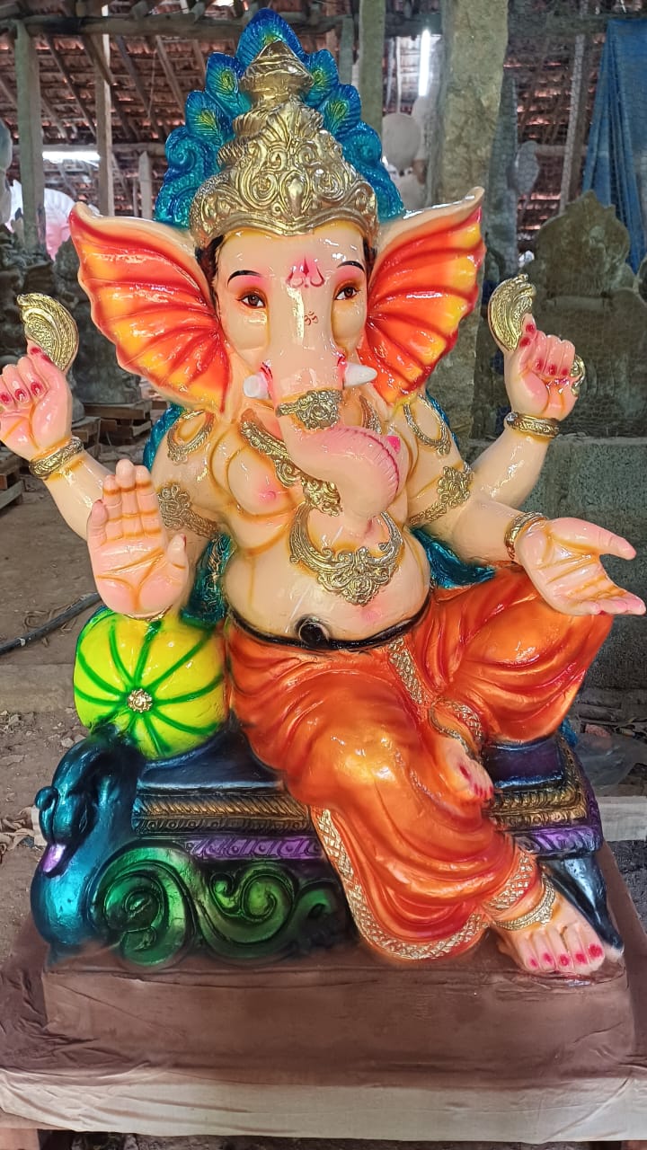 4.5 Feet Eco Friendly Ganpati Idol built of mud & Ganesha idol big Size