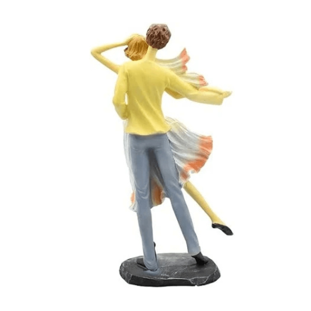 Love Couple Showpiece Statue Valentine Day Gift