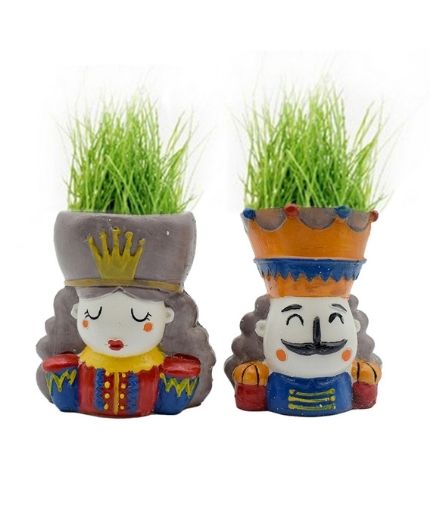 King and Queen Design Polyresin Pots Set