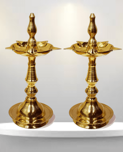 kerala diyas, kerala nilavilakku, kerala lamp, nilavilakku, brass diyas, brass deepam, kerala vilakku, big diya for pooja, Kuthu Vilakku Lamp