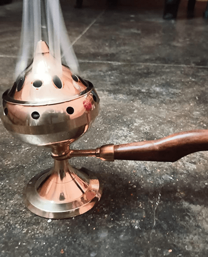 Brass Kapoor Aarti Diya With Handle