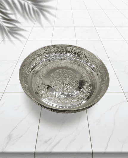 Fancy Silver Plated Decorative Platter with 3 Leg.