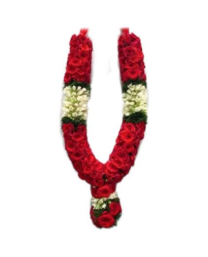 Rose Embedded with Paneer leaf Dindu