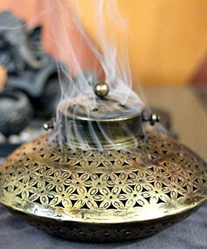 Cast Iron Degchi Style Tea Light Candle Holder for Home Decor