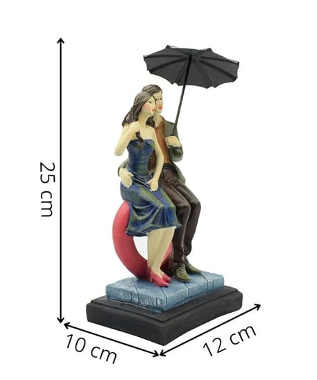 Love Couple Showpiece Statue Sitting on Love Symbol for Valentine Day Gift
