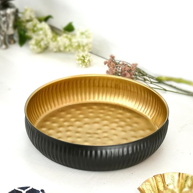 Ribbed Black & Matte Gold Urli Bowl |-10-Inch Handcrafted Decorative Bowl for Floating Flowers .