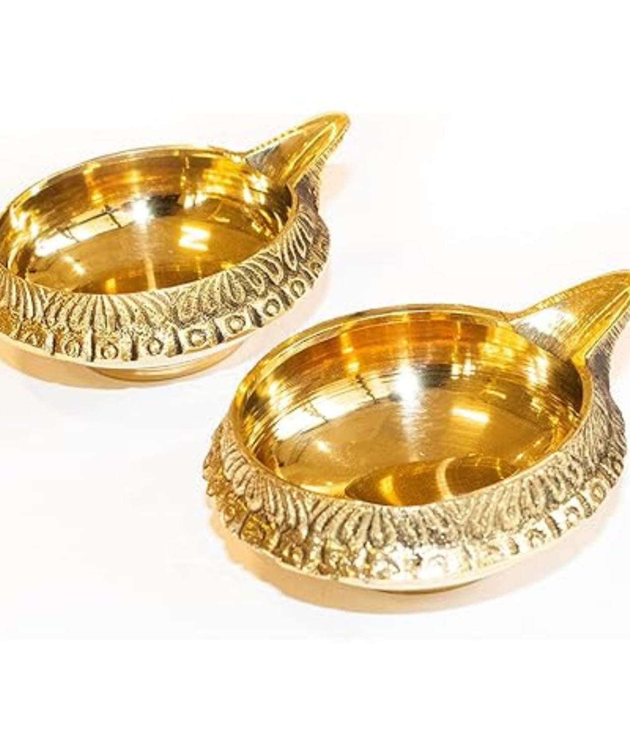 Brass Kuber Diyas Oil Lamps Set Of 2