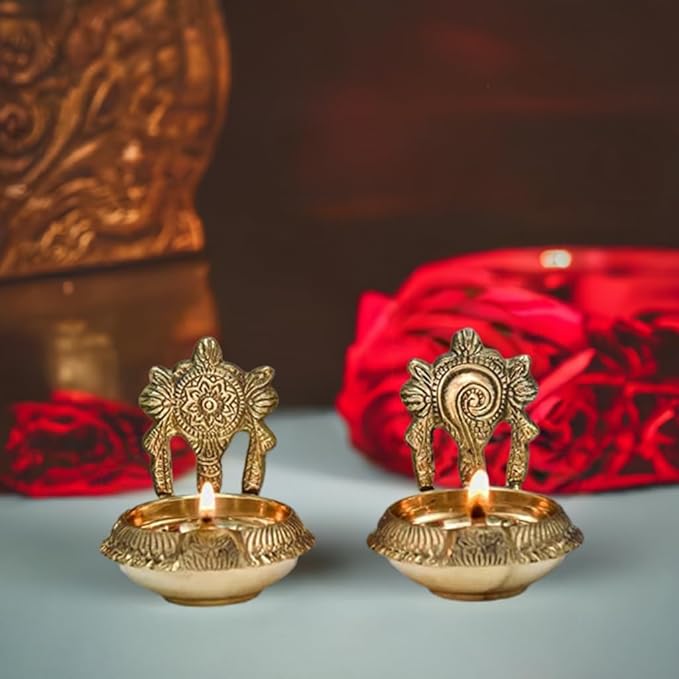 Pure Brass Shanku Chakra kuber Diya, Brass Kuber Diyas, Oil Lamp for Home Decoration, Pooja and Diwali,