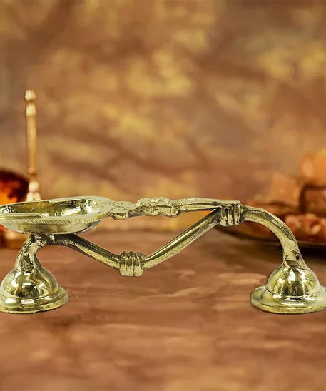 Brass Kodi Vilakku Aarati Stand/Karpoora Stand for Pooja Purposes