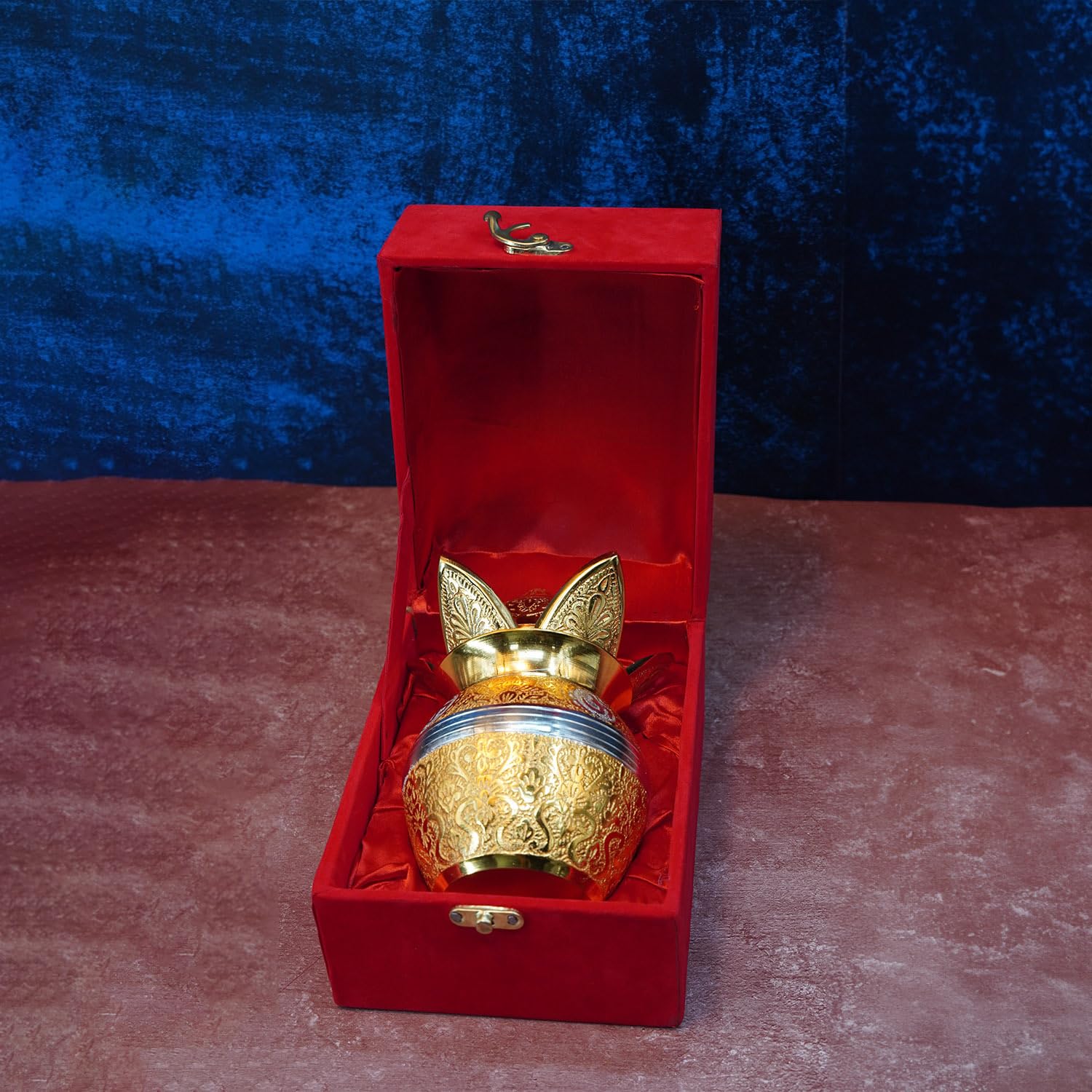 Brass Kalash with Coconut and Mango Leafs/Puja Lota Kalash/Mangal Kalash/with Velvet Box for Puja Kalash