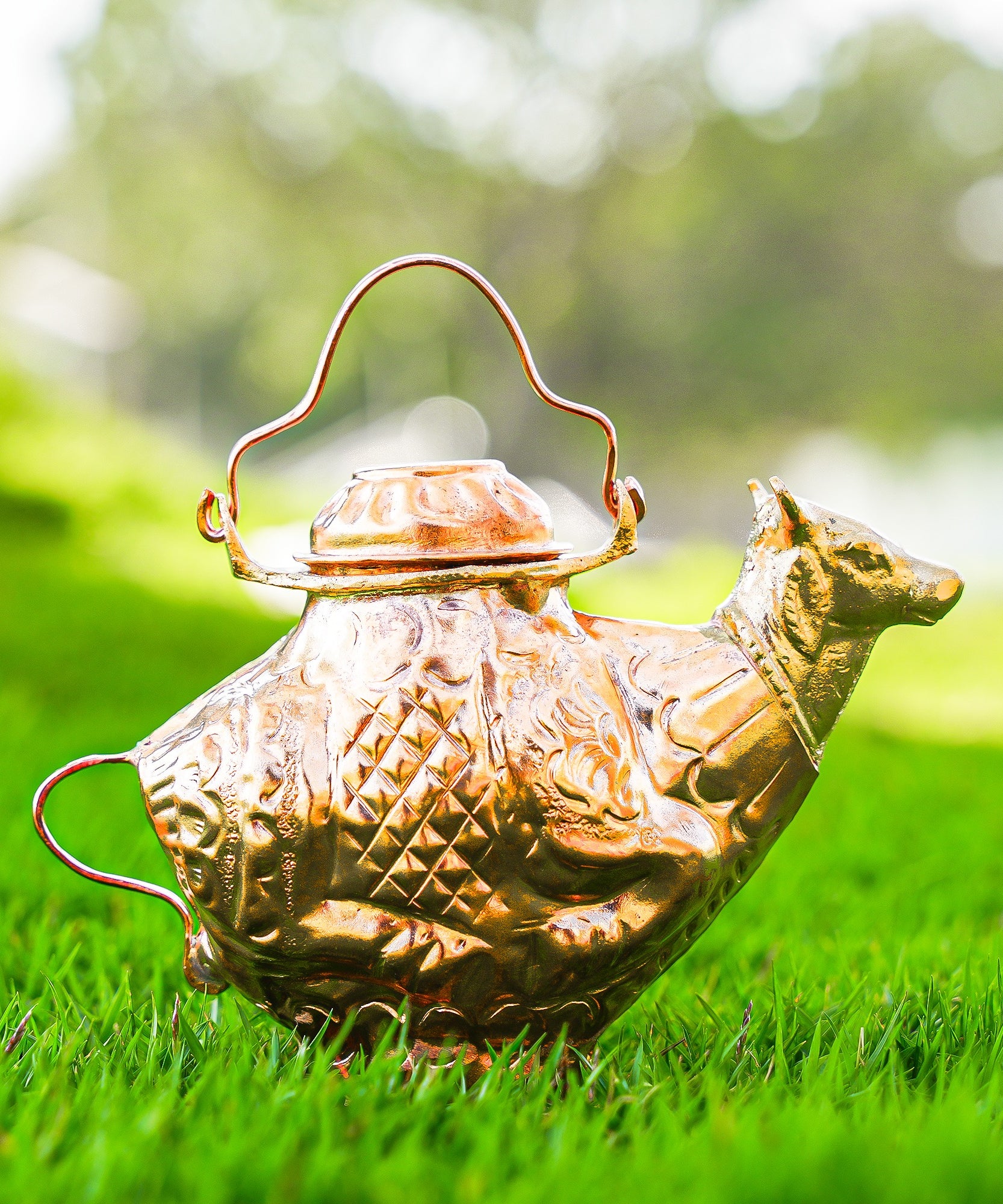 Handcrafted Copper Gaumukhi Kamandal (L/M) - Traditional Hindu Pooja Item