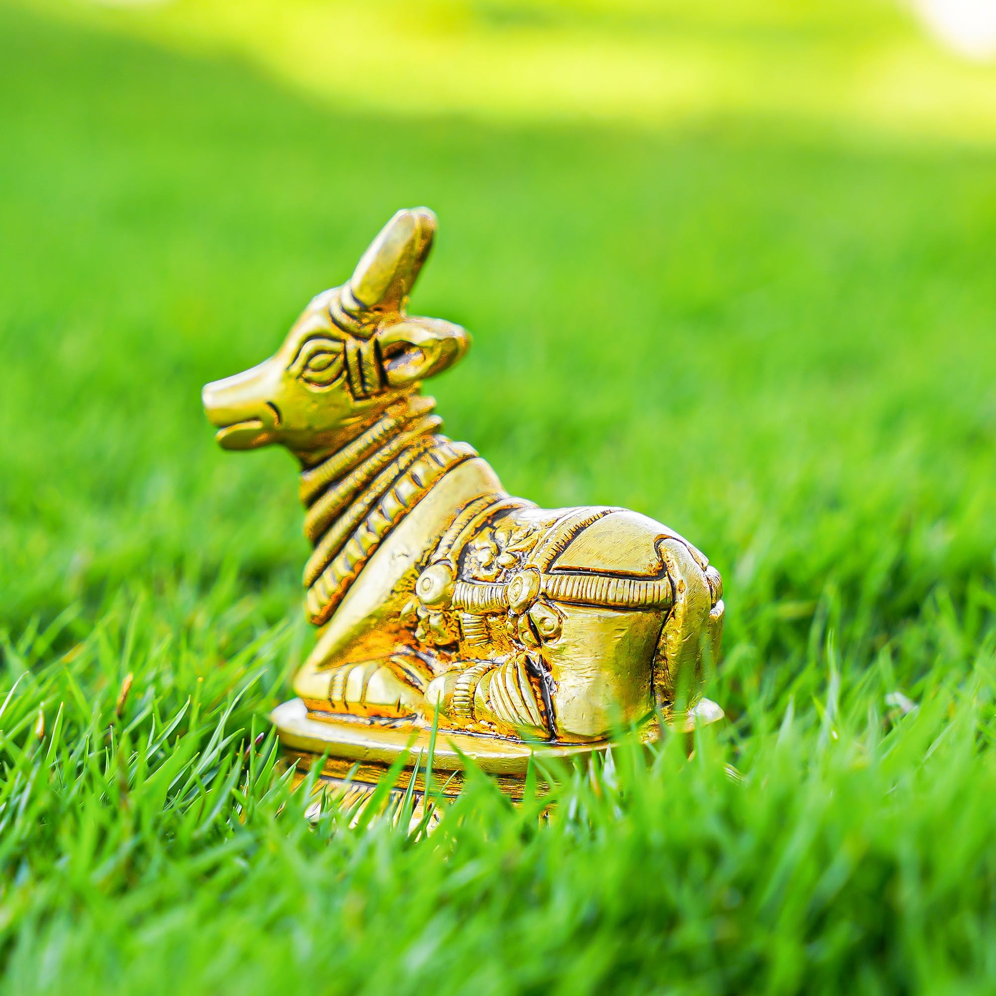 Nandi Brass statue handicraft nandi Cow Statue with Beautiful Carving