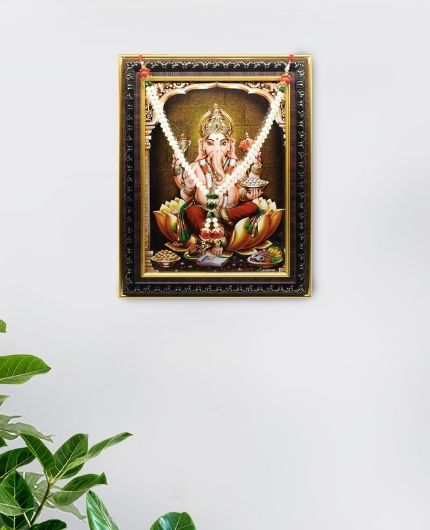 Artificial Pearl Beads Mala for God Photo Frames