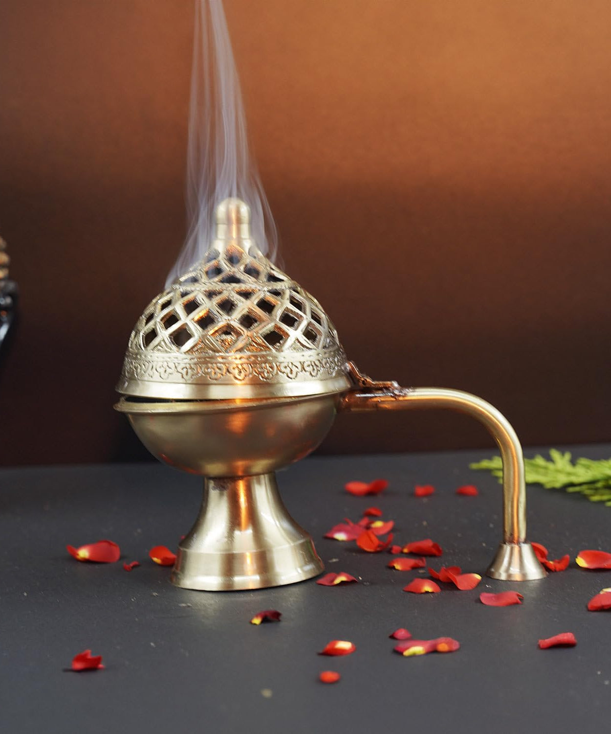 Brass-Hand-Loban-Dhoop-Stand
