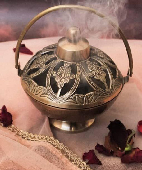 Brass-Loban-Dhoop-Dani-Holder-2