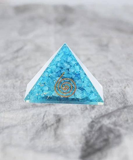 Fengshui Vastu Crystal Pyramid Blue Natural