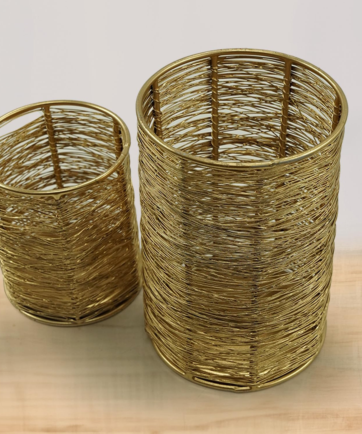 Golden-Metal-Wire-Tea-Light-Candle-Holder-3