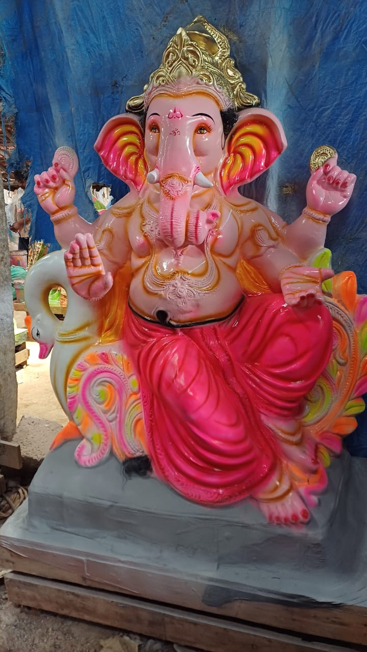 Eco Friendly Ganpati Idol built Up of Paper Mud Glossy Finishing Ganesha idol Size 6 Feet