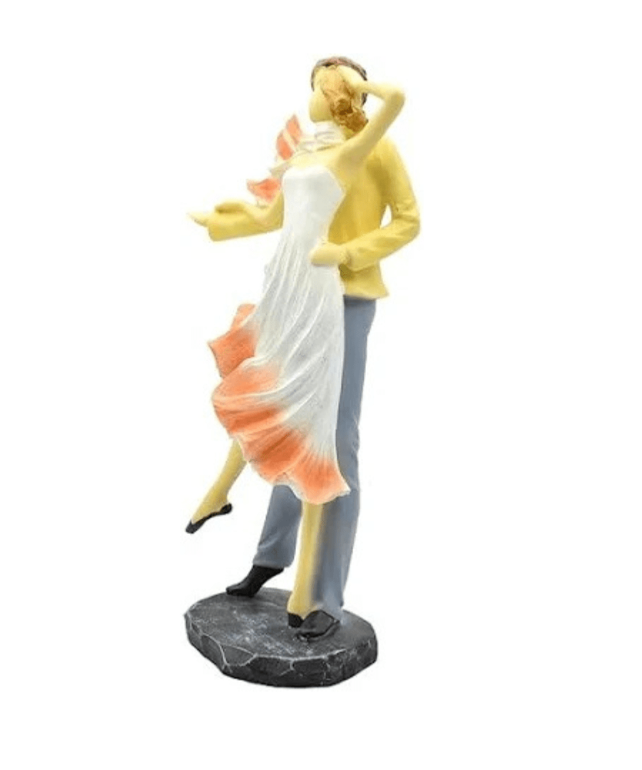 Love Couple Showpiece Statue Valentine Day Gift
