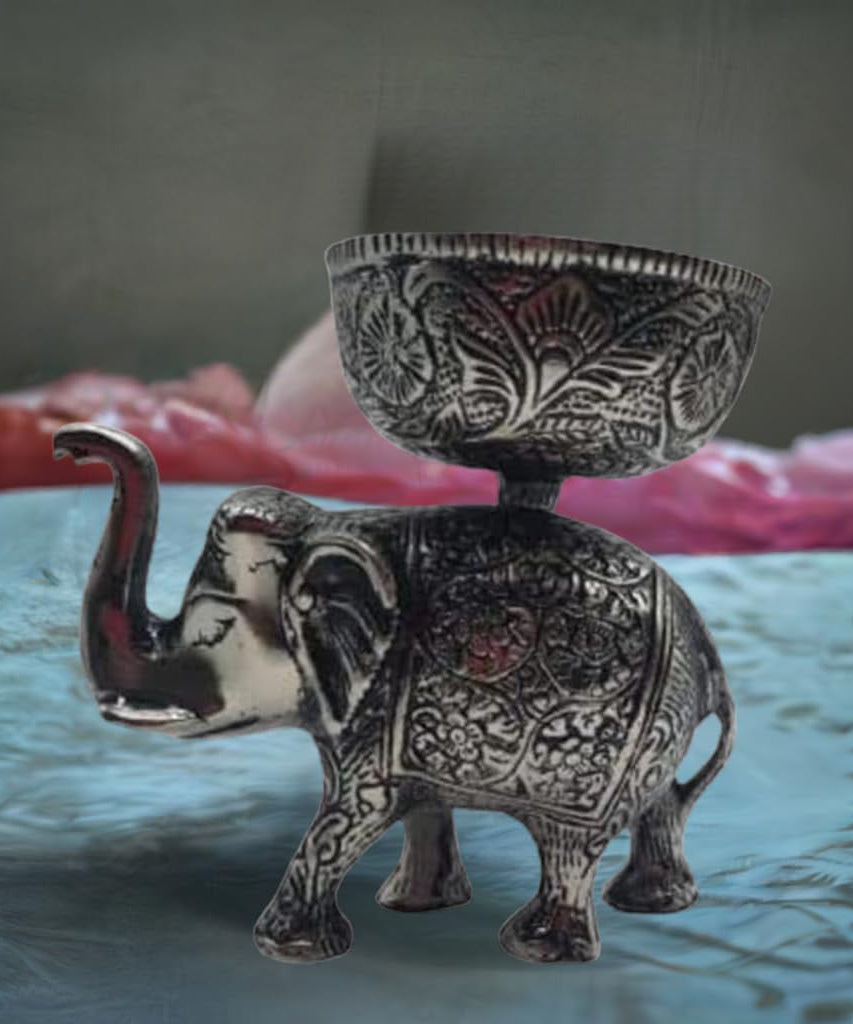 Elegant and Modern Crystal Glassware - Designer  Glass