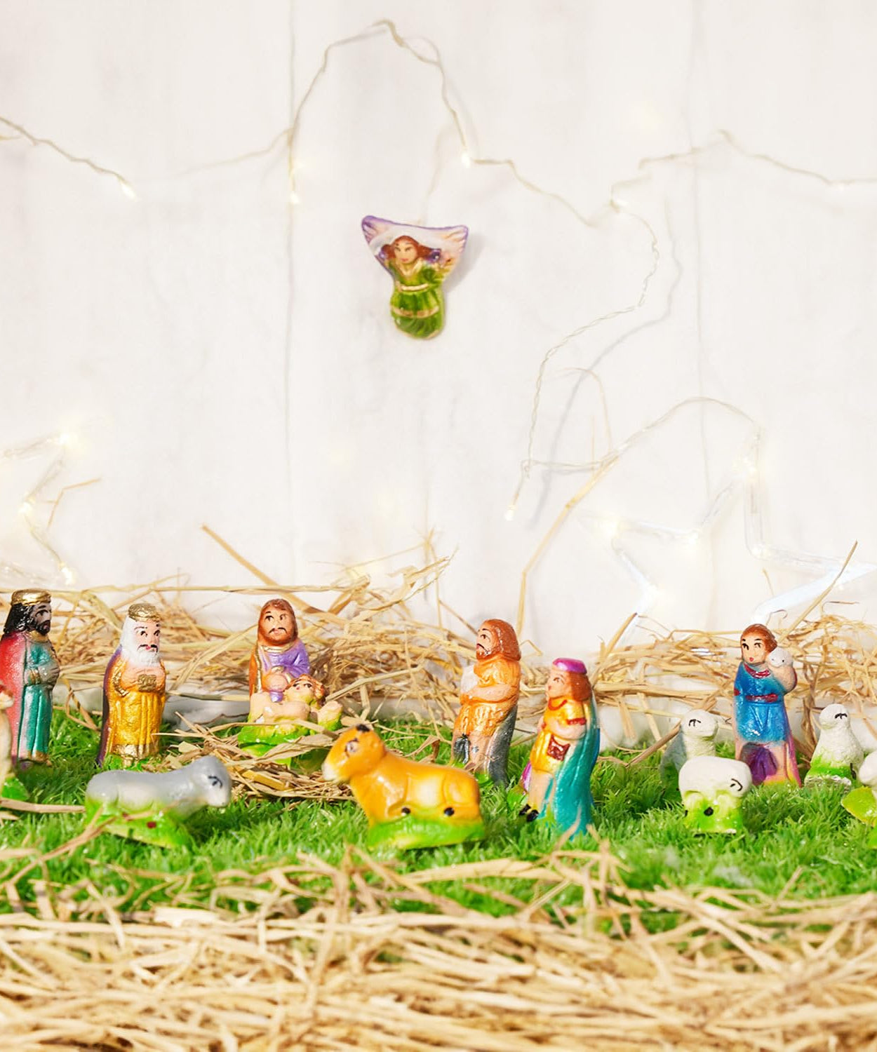 Plastic Christmas Nativity Crib Set 2