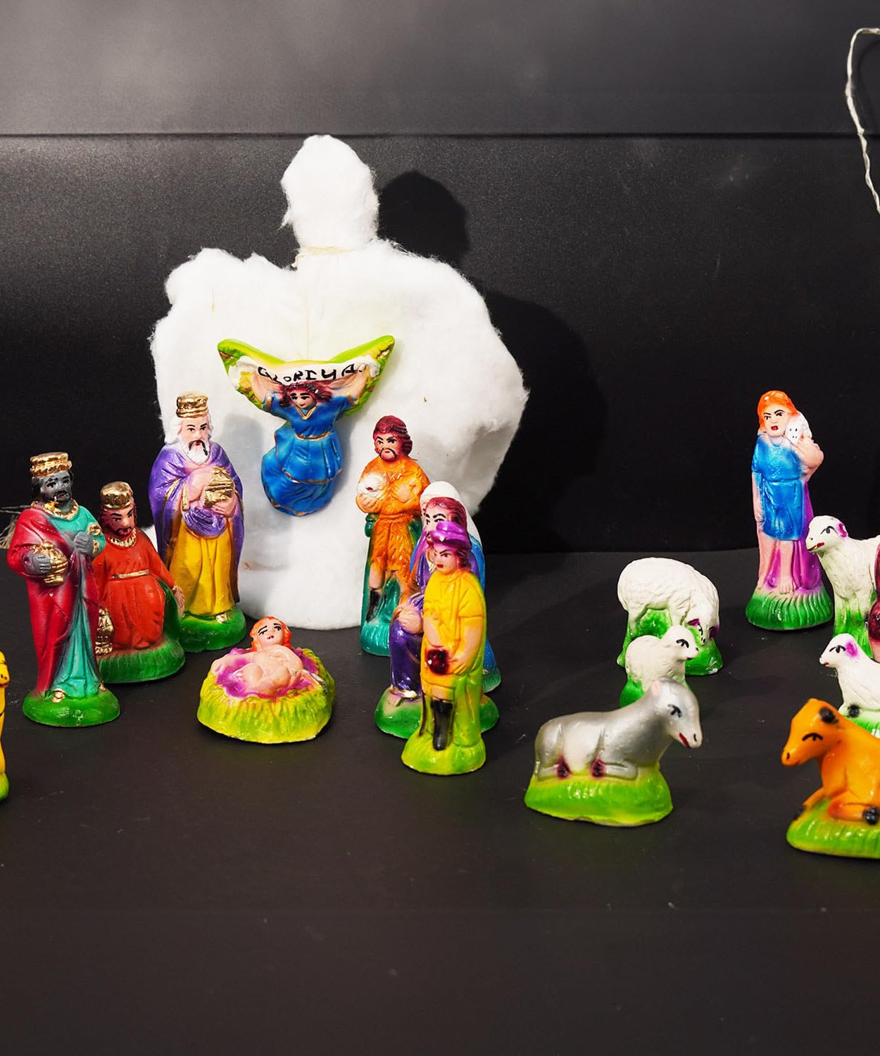 Plastic-Christmas-Nativity-Crib-Set-3