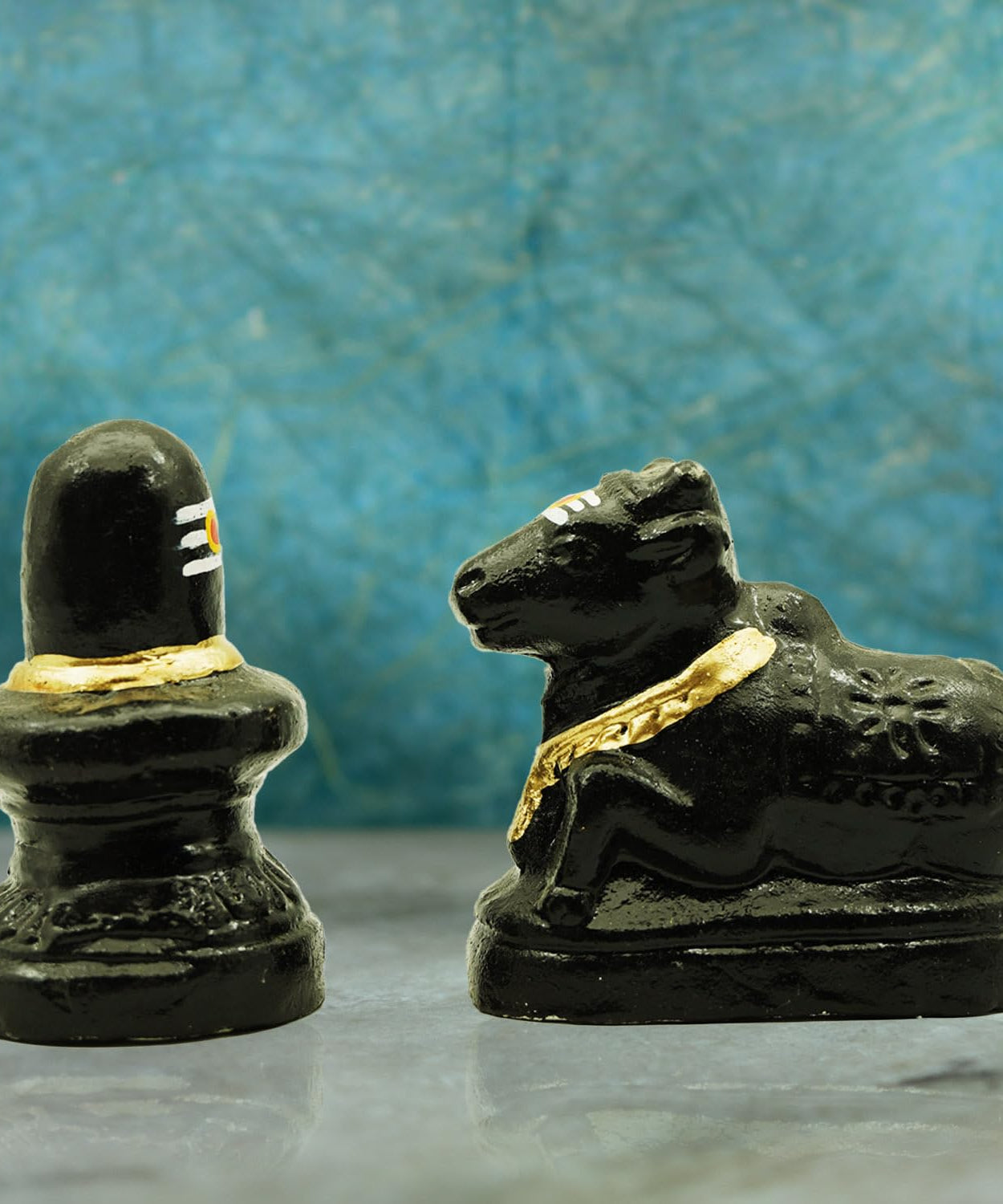 Shiva Lingam and Nandi Medium Navaratri Golu Dolls Set 2