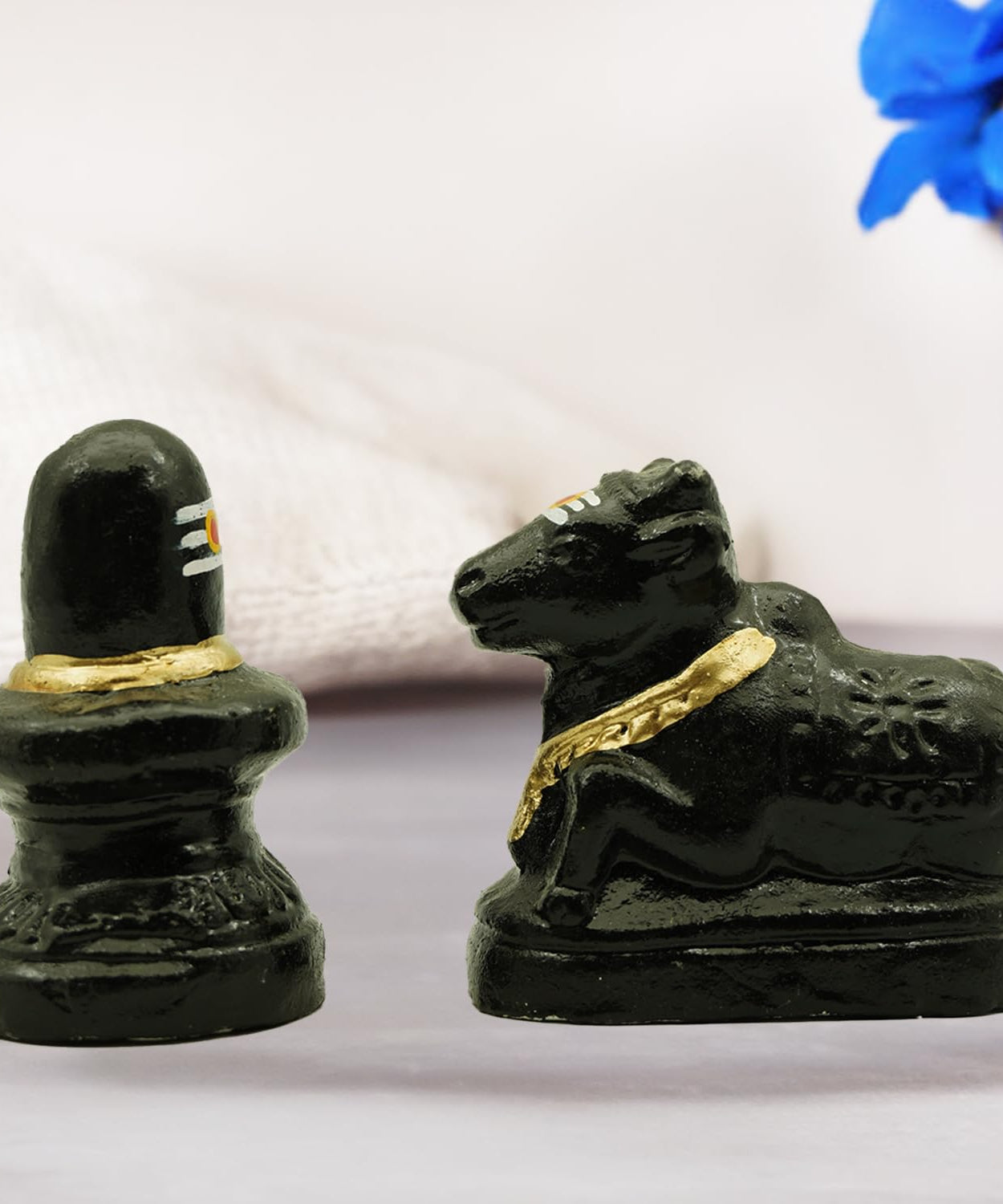 Shiva Lingam and Nandi Medium Navaratri Golu Dolls Set