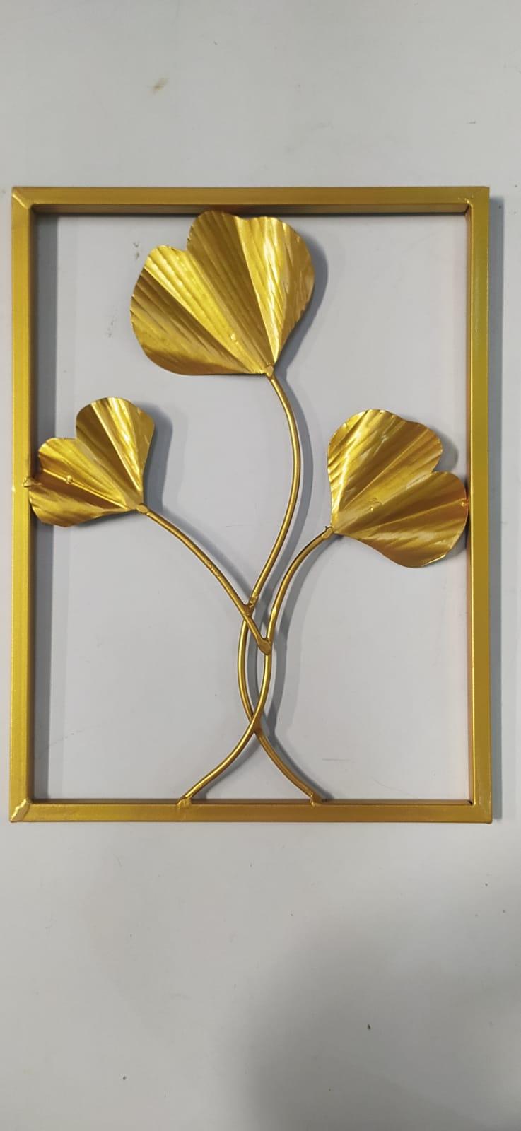 Gold -toned wall decor tree branch leaf