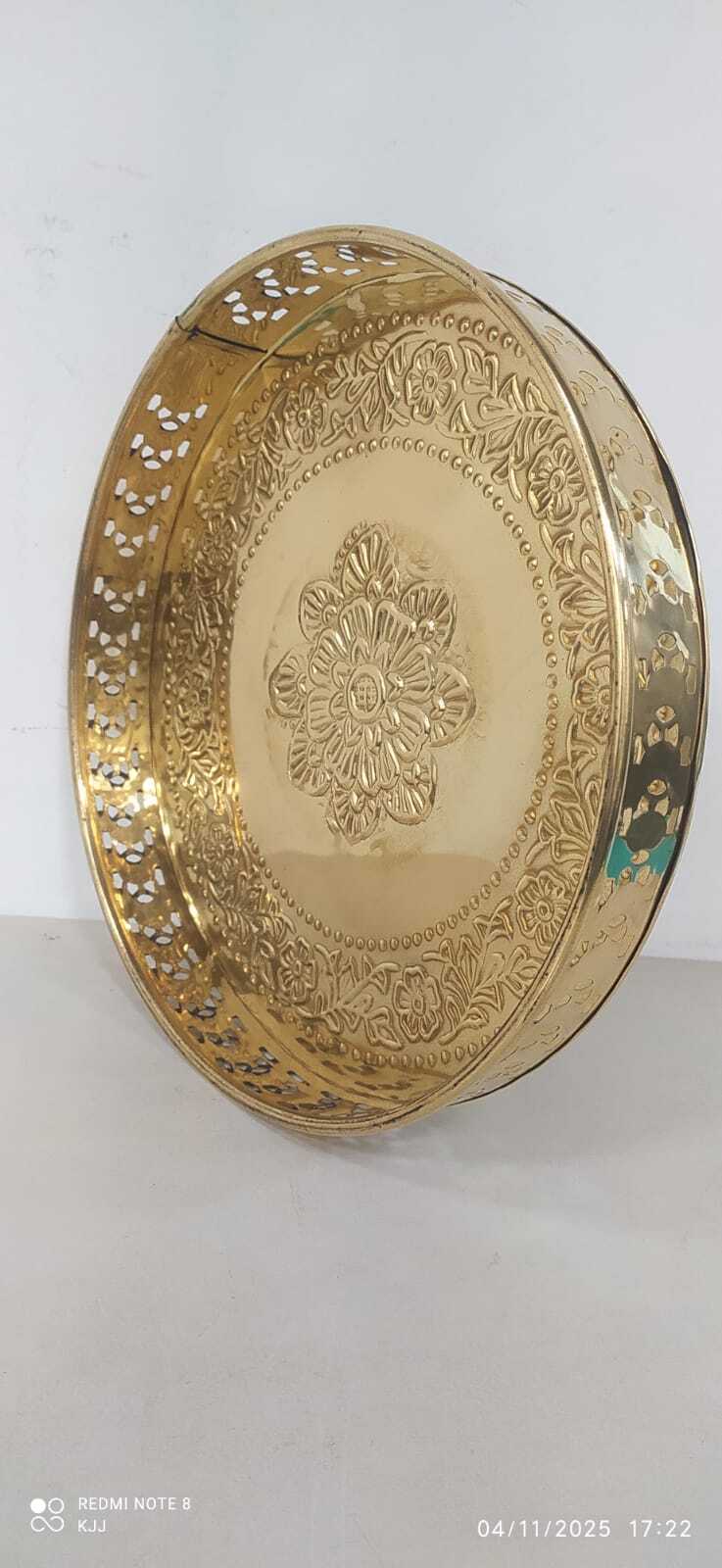 Floral Leafy Pattern And Jali Design Brass Pooja Thali For Home Use