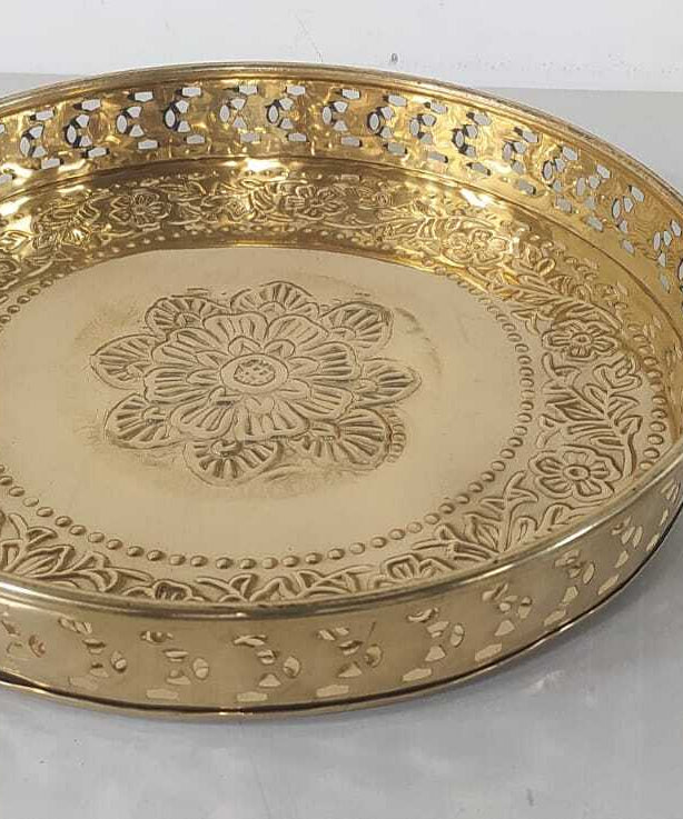 Floral Leafy Pattern And Jali Design Brass Pooja Thali For Home Use