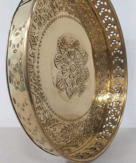 Floral Leafy Pattern And Jali Design Brass Pooja Thali For Home Use