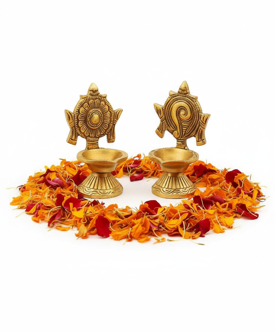 Shanku Chakra Diya Oil Deepam For Puja