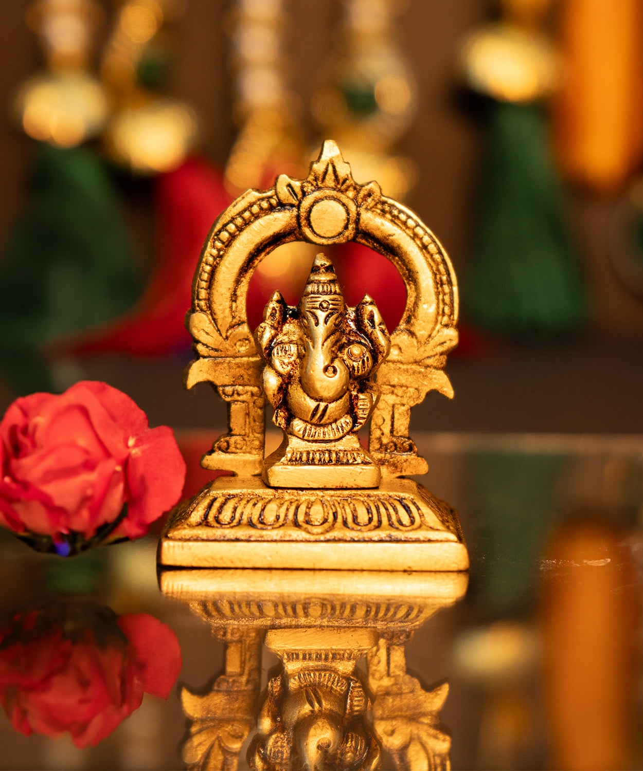 Brass Ganesh Idol with Prabhavali