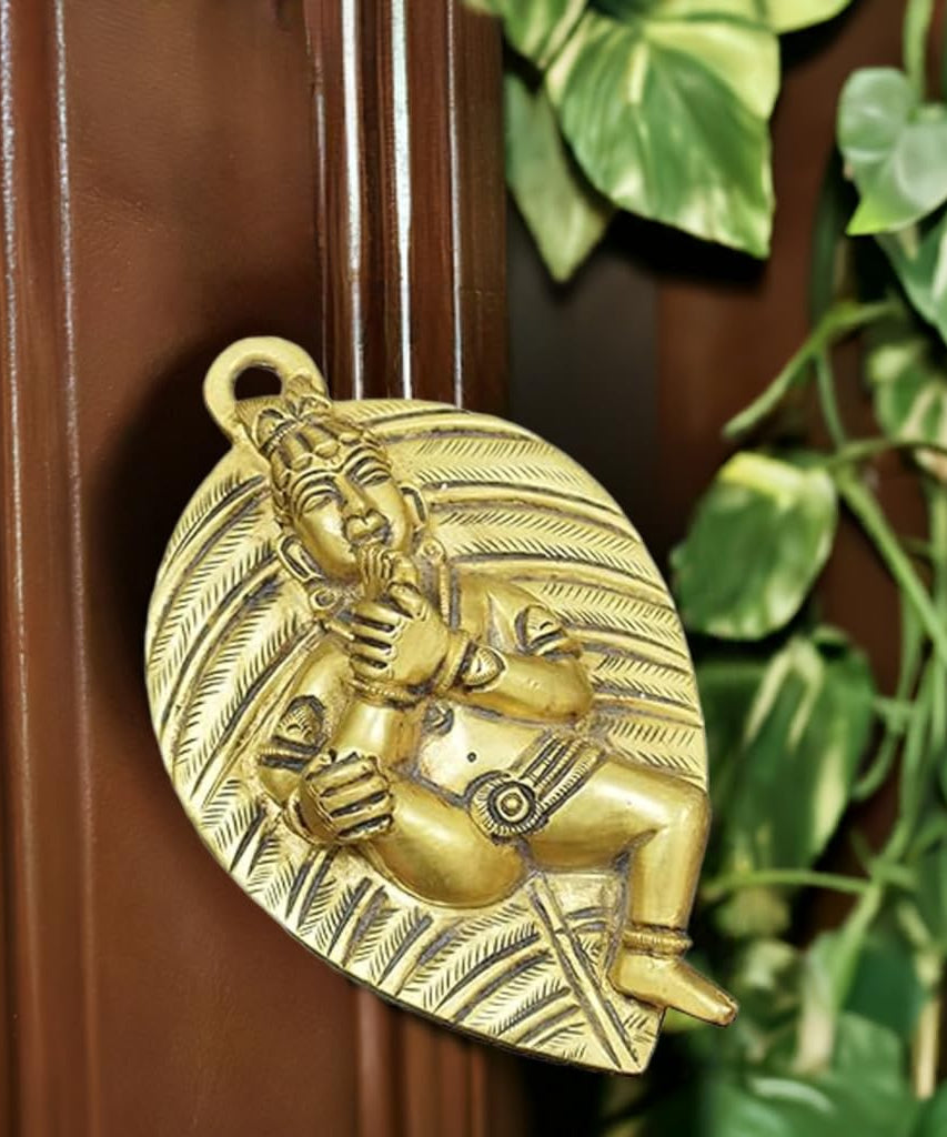 patta-Brass-Krishna-Idols-for-puja
