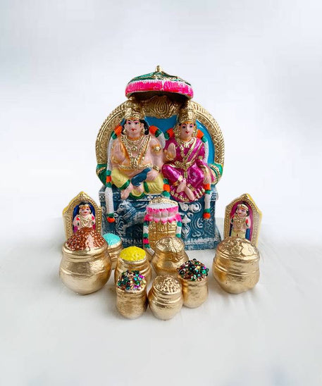 One Kubera with Navanidhi Golu Dolls Set
