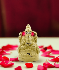 Handmade-Clay-Ganesha-Idol-in-white-Color--6-inch