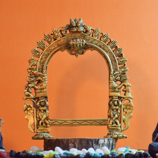 Brass brass arch puja and home decor - Image 2