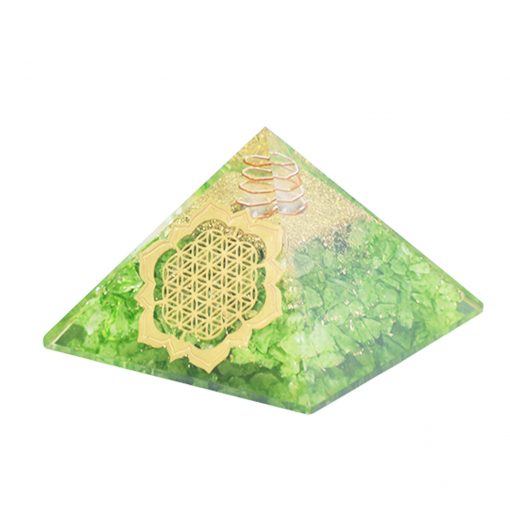 Fengshui Vastu Crystal Green Pyramid - Image 2