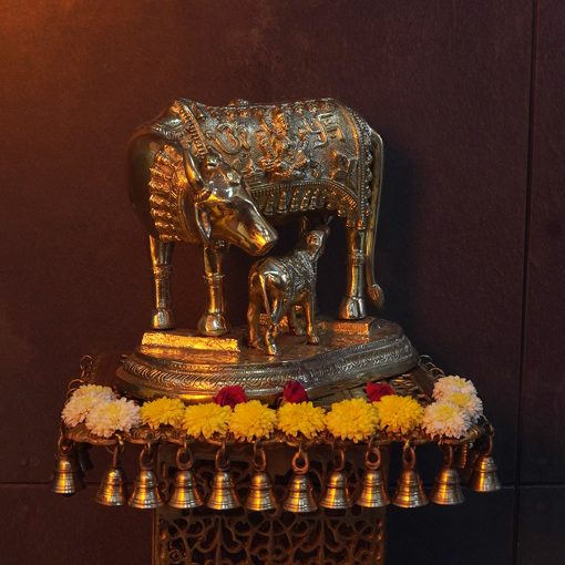 Brass Golden Kamdhenu Cow with Calf - Spiritual Vastu Nandi Puja Figurine Sculpture. - Image 2