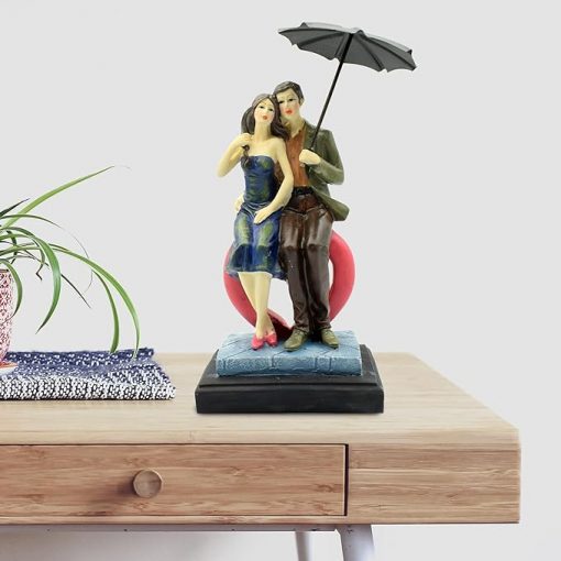 Love Couple Showpiece Statue Sitting on Love Symbol for Valentine Day Gift